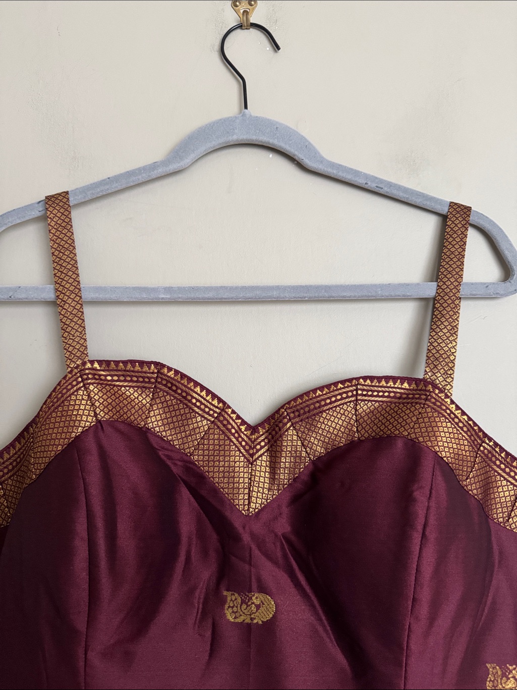 Nwot- Gianna Fit & Flare Silk Dress Holichic, Maroon & Gold, Size Xl — image 7 of 8